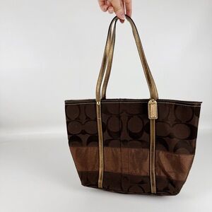 Authentic Coach Signature Jacquard Holiday Tote Chocolate Metallic Patchwork